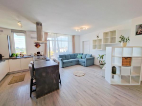 Mirvana Apartments Azur Skyview
